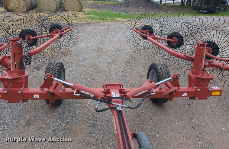 image for item NZ9599 Rhino ER10 hay rake