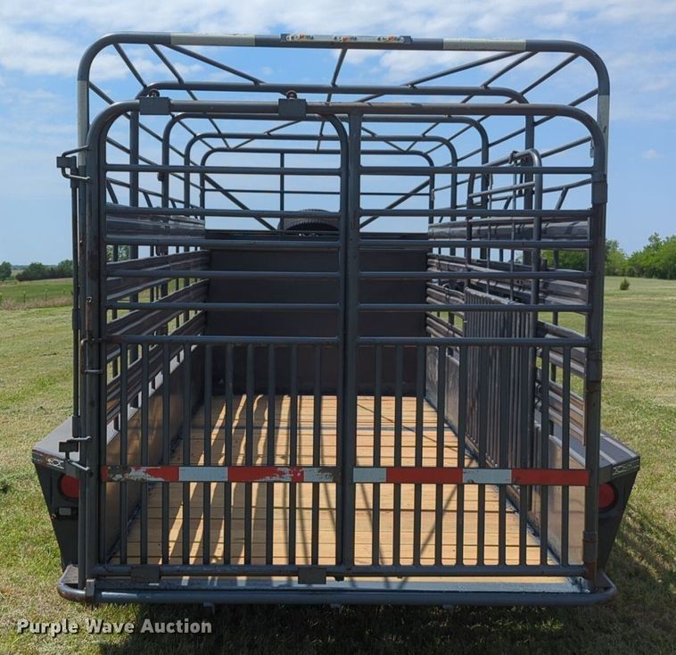 image for item NZ9632 2013 WW livestock trailer