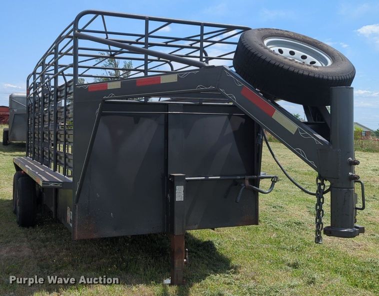 image for item NZ9632 2013 WW livestock trailer