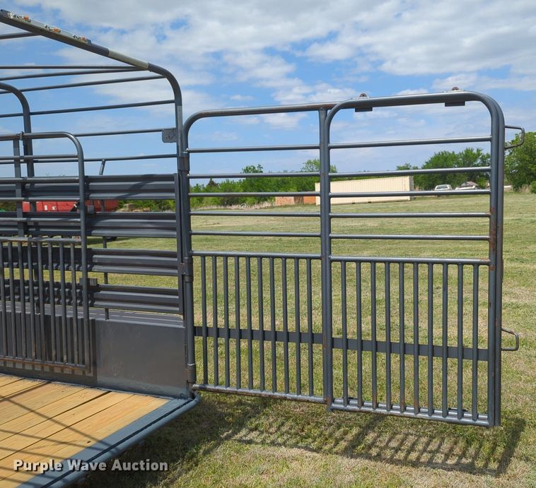 image for item NZ9632 2013 WW livestock trailer