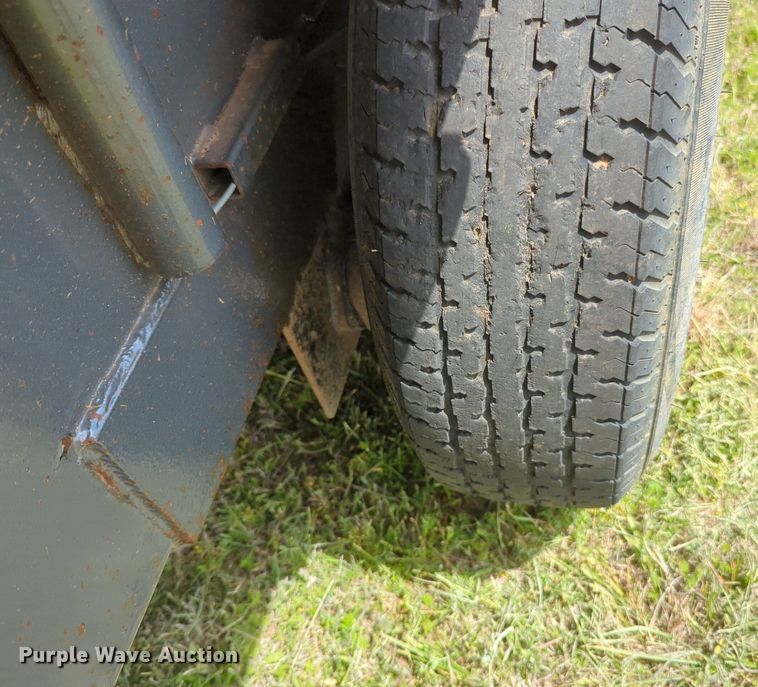 image for item NZ9632 2013 WW livestock trailer