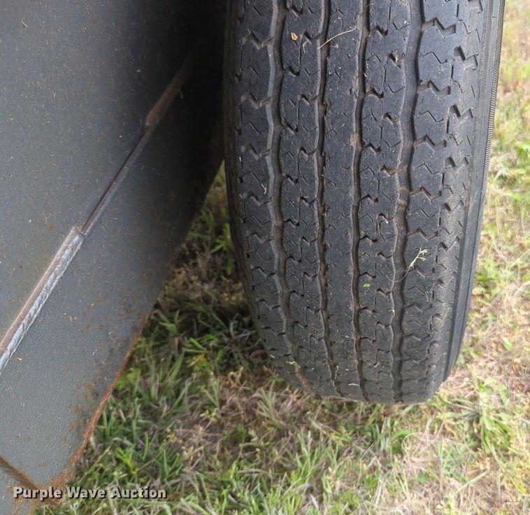 image for item NZ9632 2013 WW livestock trailer