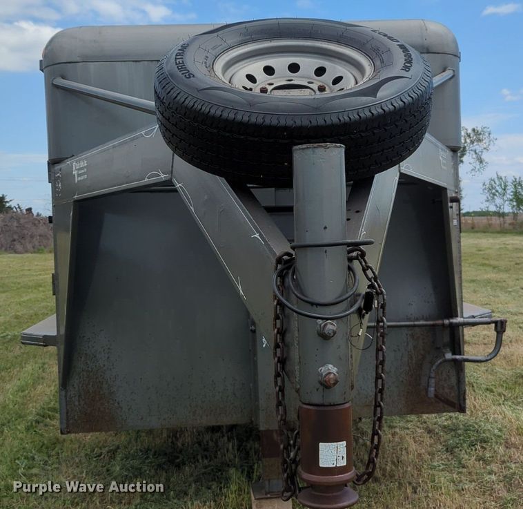image for item NZ9633 2000 WW livestock trailer