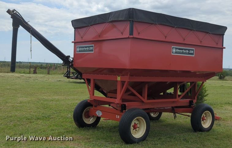image for item NZ9634 Unverferth 235 grain cart