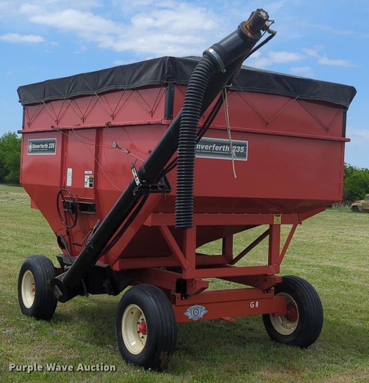 image for item NZ9634 Unverferth 235 grain cart
