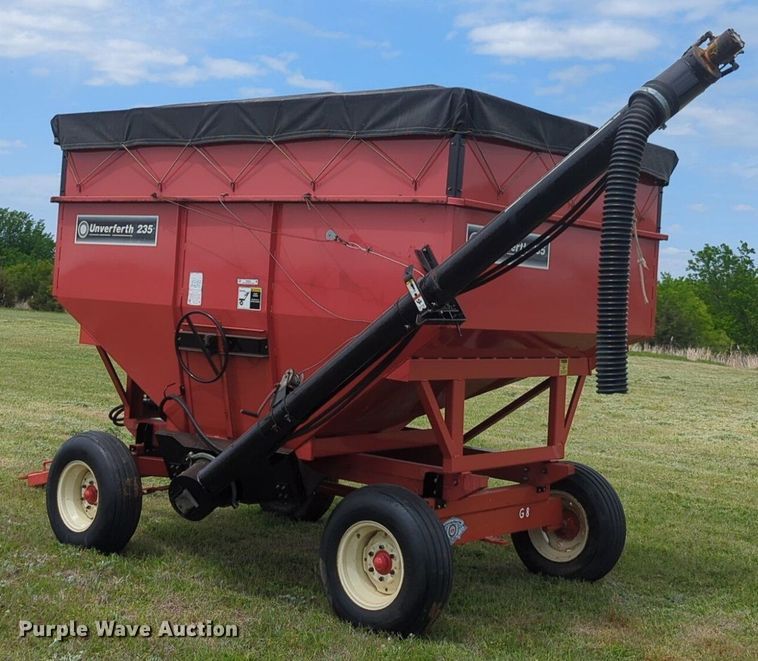image for item NZ9634 Unverferth 235 grain cart