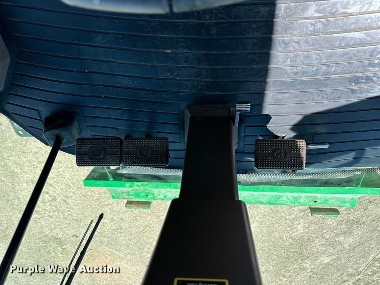 image for item OE9106 2000 John Deere 9750STS combine