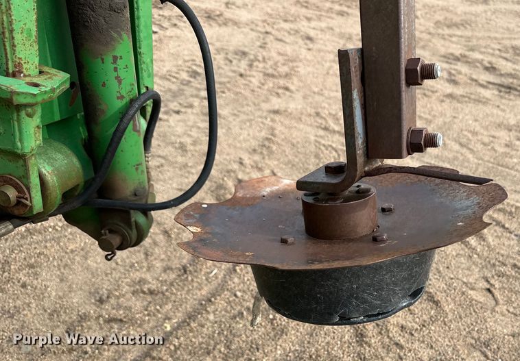 image for item OI9076 John Deere 1760 Conservation planter