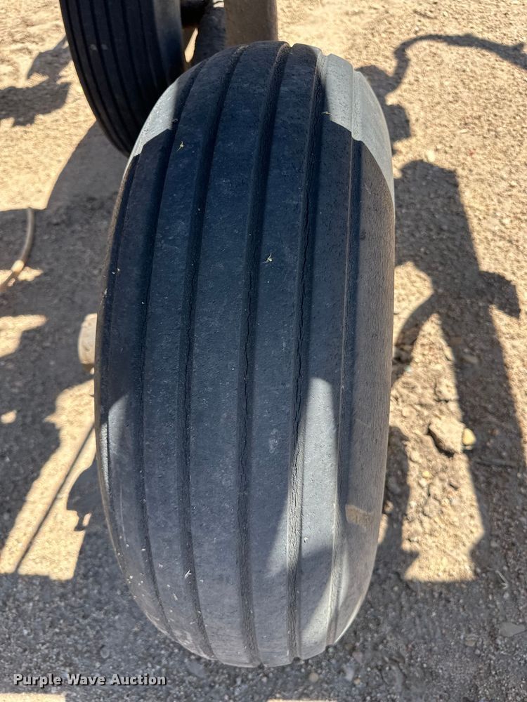 image for item OI9085 Blue Jet Landwalker NH3 applicator