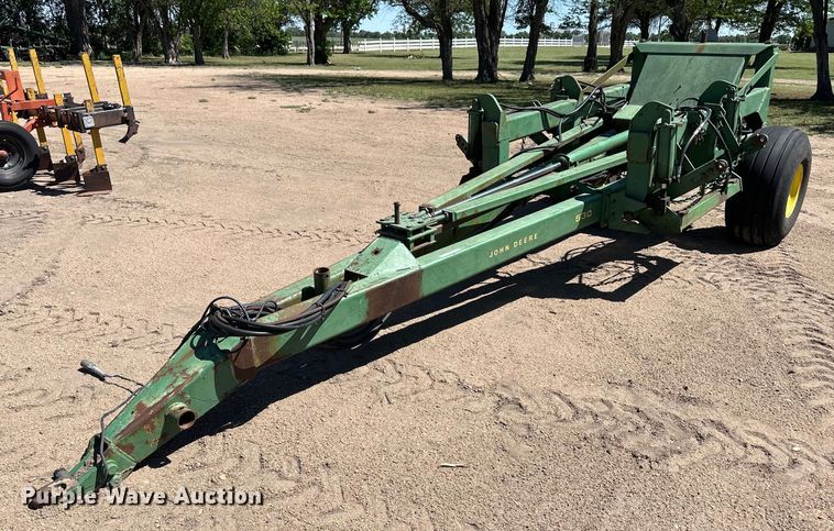 image for item OI9086 John Deere 530 implement dolly