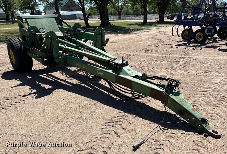 image for item OI9086 John Deere 530 implement dolly