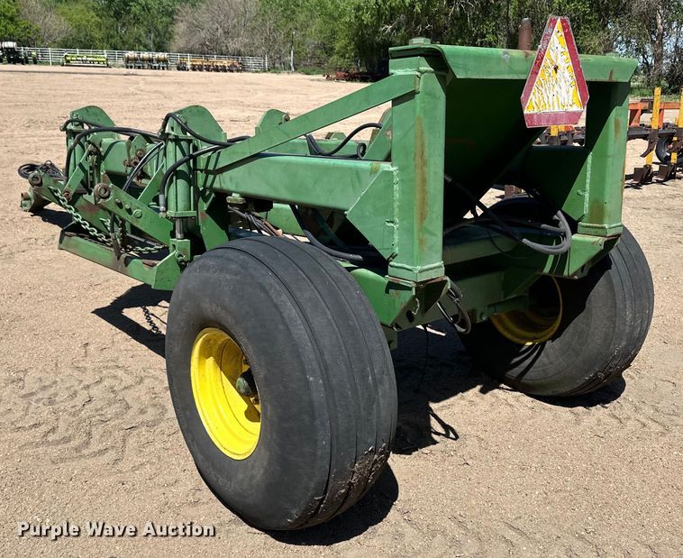 image for item OI9086 John Deere 530 implement dolly