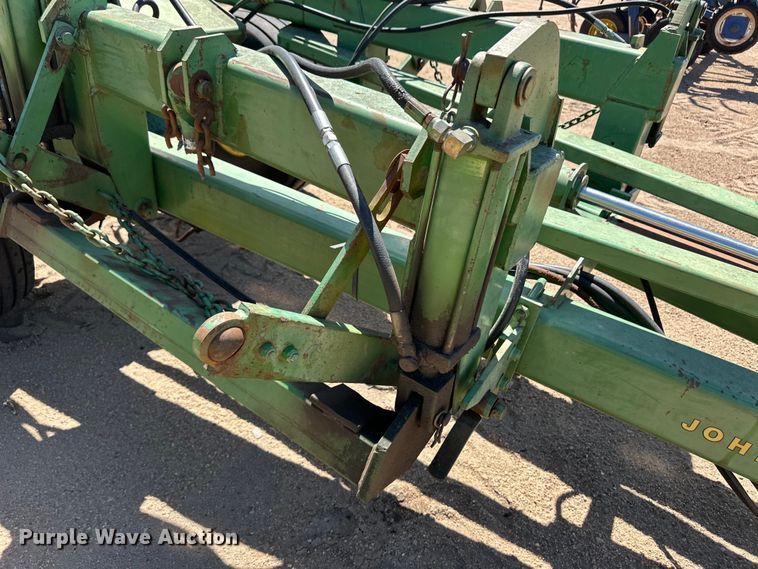 image for item OI9086 John Deere 530 implement dolly