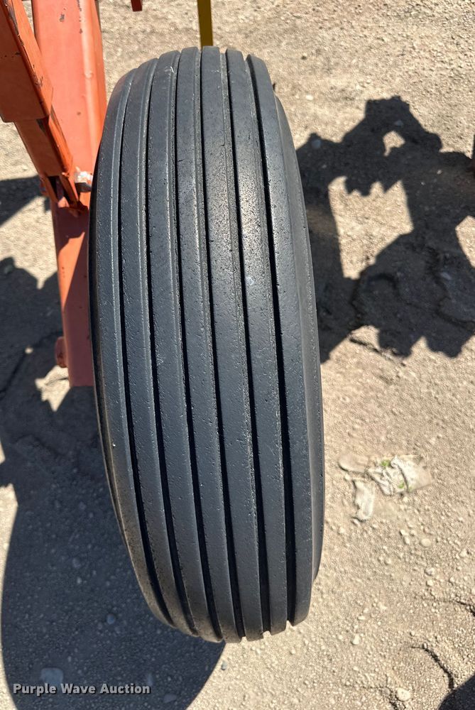 image for item OI9087 Row crop cultivator