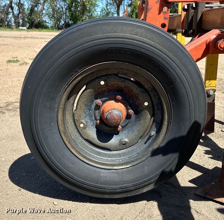 image for item OI9087 Row crop cultivator