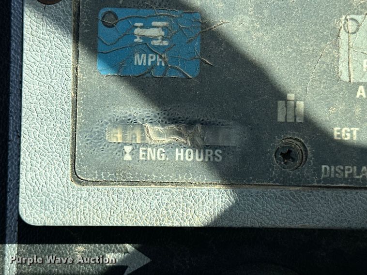 image for item OM9486 International Harvester   1086 tractor