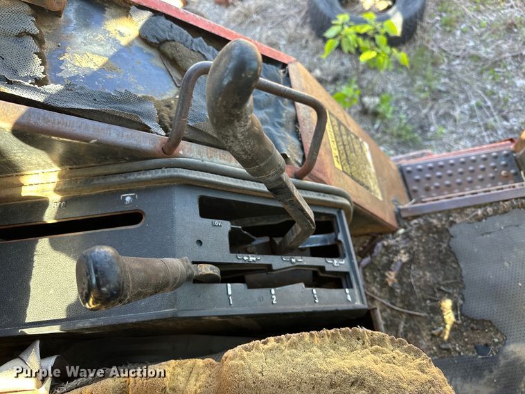 image for item OM9486 International Harvester   1086 tractor