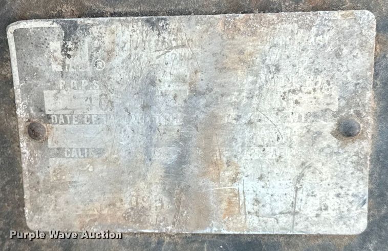 image for item OM9486 International Harvester   1086 tractor