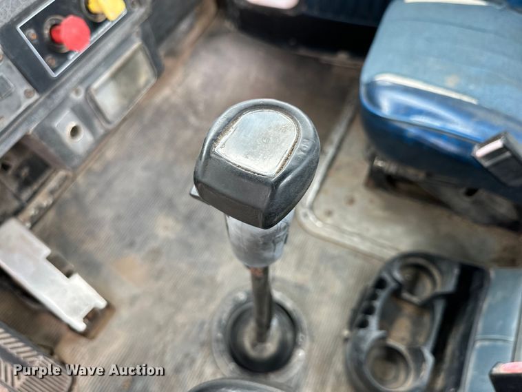 image for item DG4365 1993 Kenworth W900 truck cab and chassis