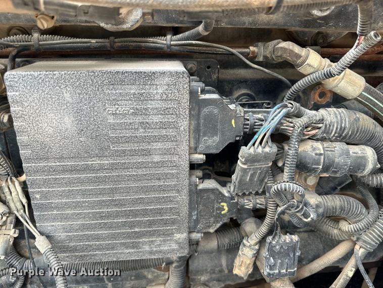 image for item DG4365 1993 Kenworth W900 truck cab and chassis