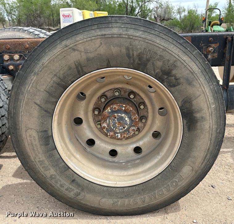 image for item DG4365 1993 Kenworth W900 truck cab and chassis