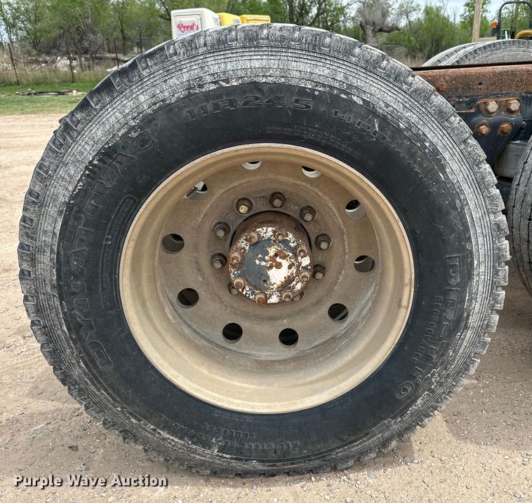 image for item DG4365 1993 Kenworth W900 truck cab and chassis