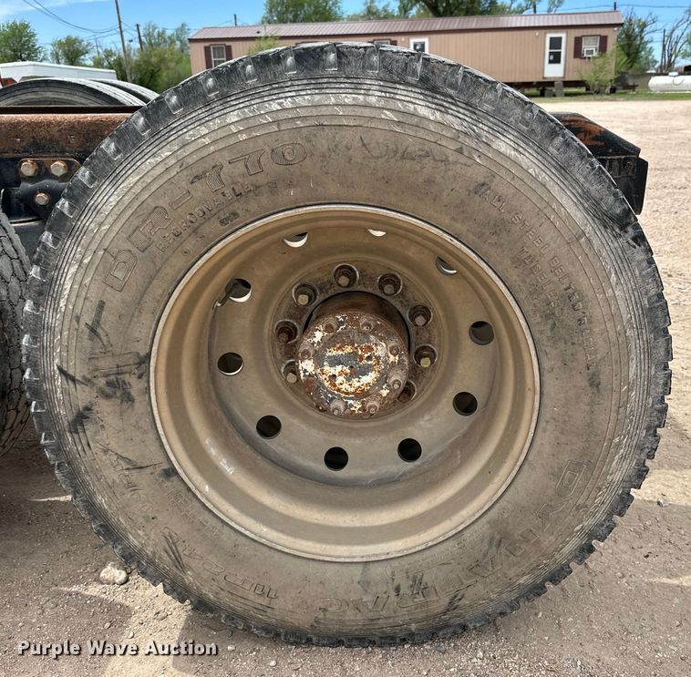 image for item DG4365 1993 Kenworth W900 truck cab and chassis