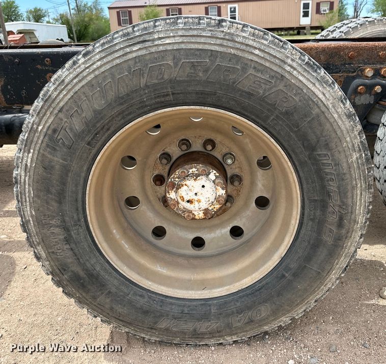 image for item DG4365 1993 Kenworth W900 truck cab and chassis