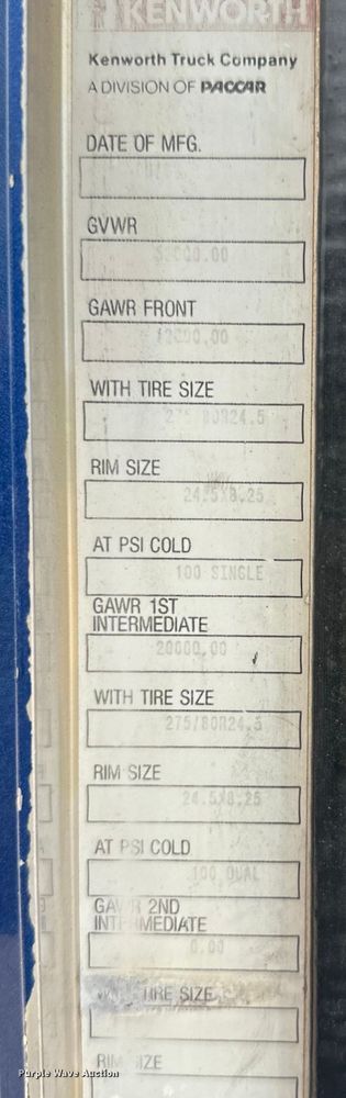 image for item DG4365 1993 Kenworth W900 truck cab and chassis