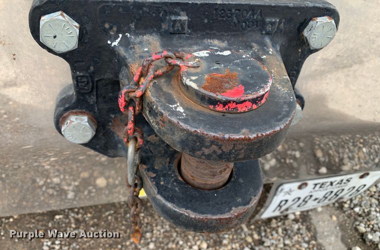 image for item DM7772 2007 Peterbilt 379 semi truck