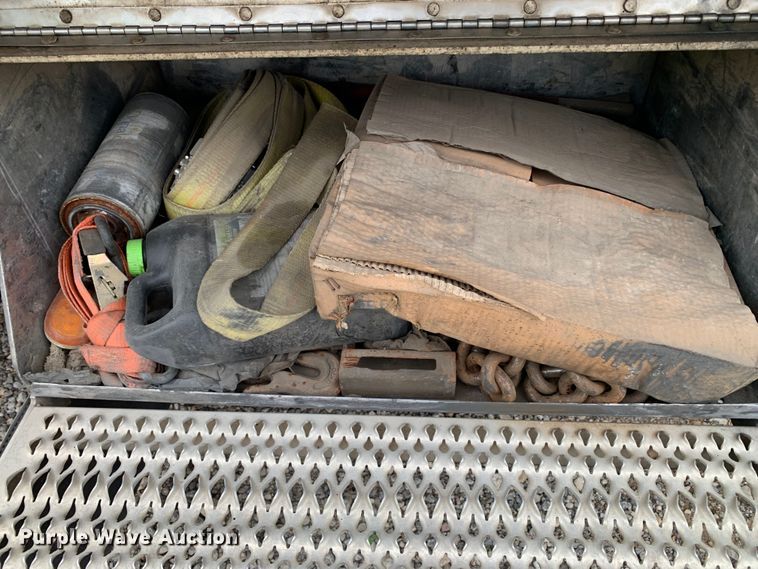 image for item DM7772 2007 Peterbilt 379 semi truck