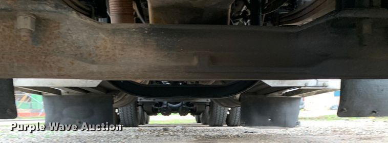 image for item DM7772 2007 Peterbilt 379 semi truck