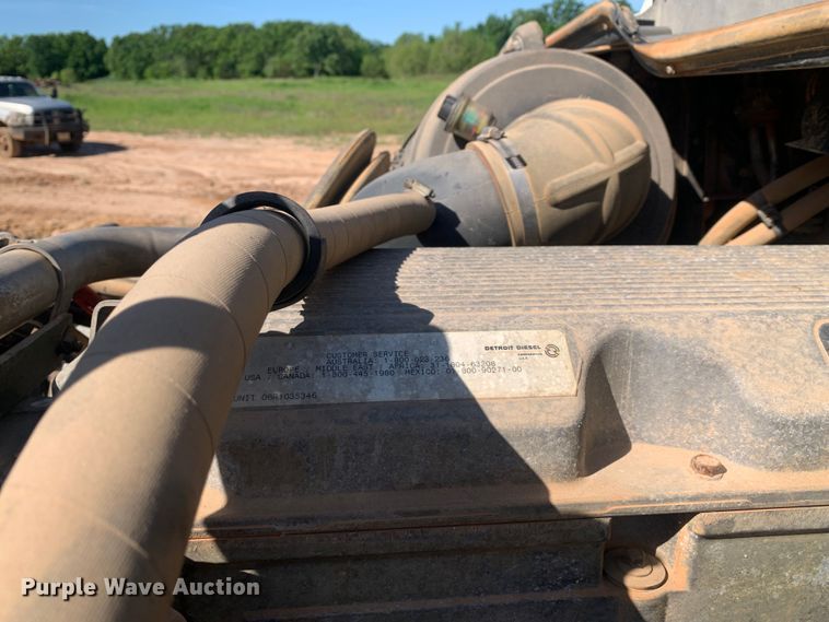 image for item DM7794 2009 Freightliner Columbia  semi truck