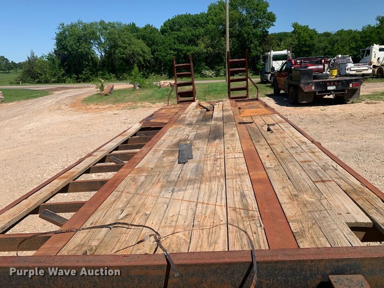 image for item DM7795 2007 Pro-Trak equipment trailer