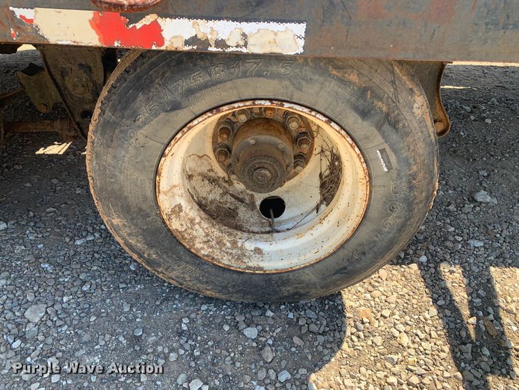 image for item DM7795 2007 Pro-Trak equipment trailer