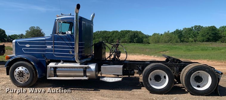 image for item DM7796 1989 Peterbilt 379 semi truck