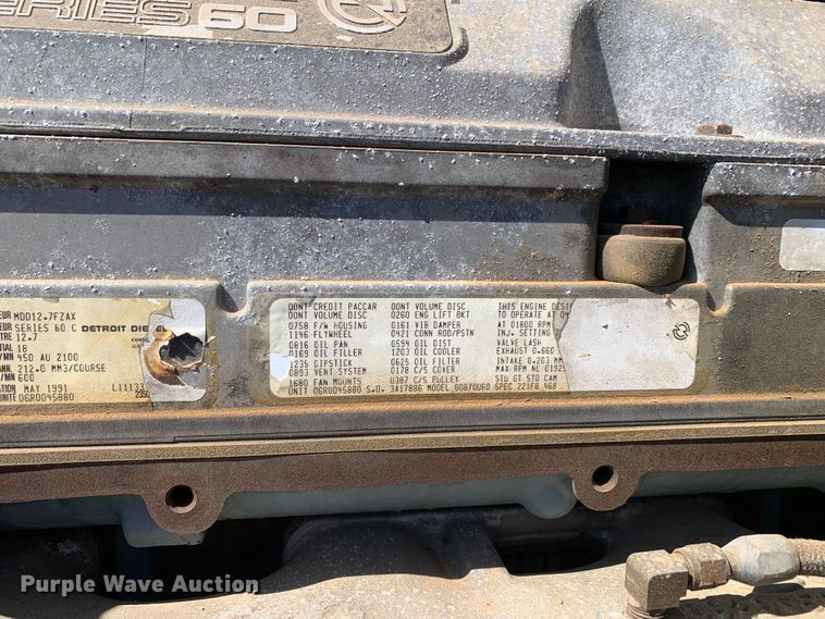 image for item DM7796 1989 Peterbilt 379 semi truck