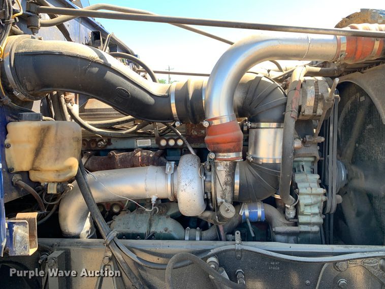 image for item DM7796 1989 Peterbilt 379 semi truck