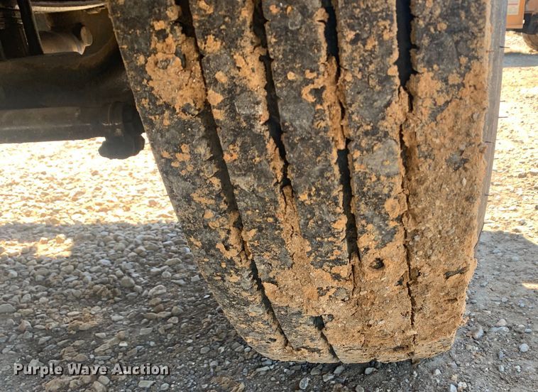 image for item DM7796 1989 Peterbilt 379 semi truck