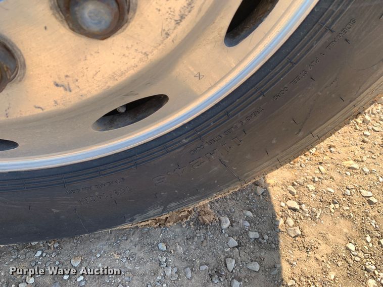 image for item DM7796 1989 Peterbilt 379 semi truck