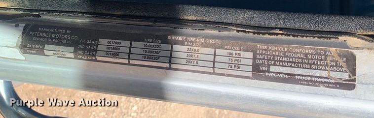 image for item DM7796 1989 Peterbilt 379 semi truck