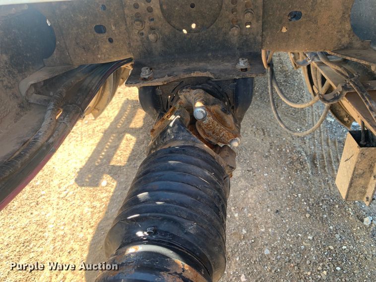 image for item DM7797 2015 Mack CHU613 semi truck