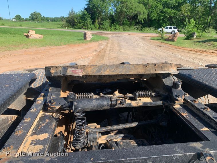 image for item DM7797 2015 Mack CHU613 semi truck