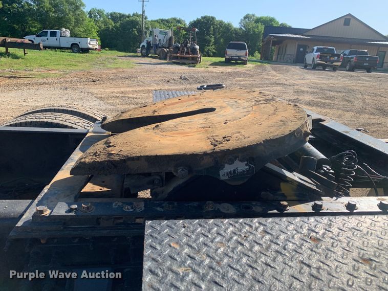 image for item DM7797 2015 Mack CHU613 semi truck