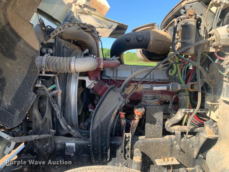 image for item DM7797 2015 Mack CHU613 semi truck