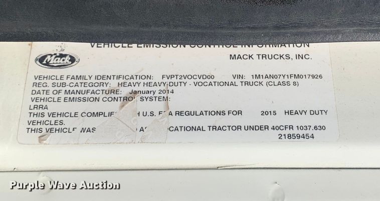 image for item DM7797 2015 Mack CHU613 semi truck