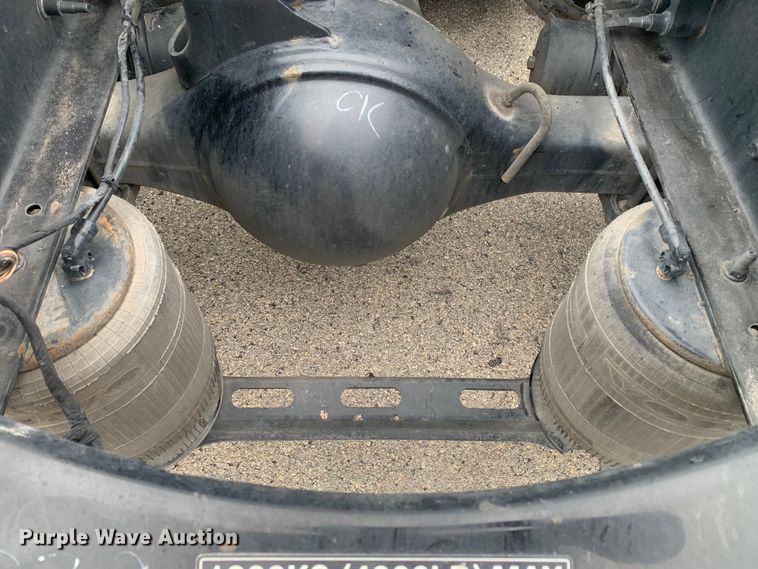 image for item DM7798 2021 Volvo VNL semi truck