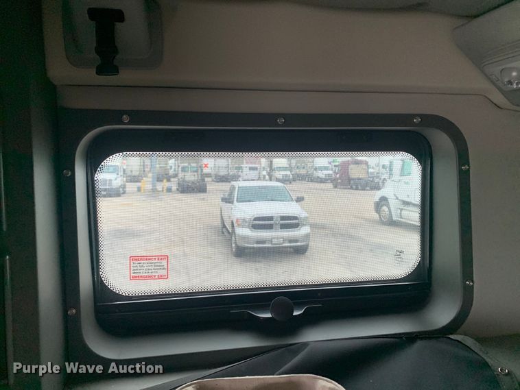 image for item DM7798 2021 Volvo VNL semi truck