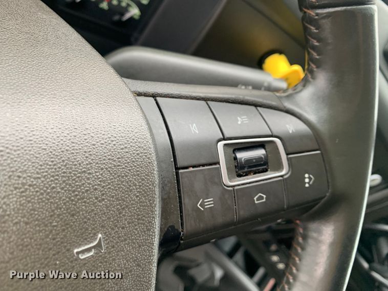 image for item DM7800 2020 Volvo  VNL semi truck