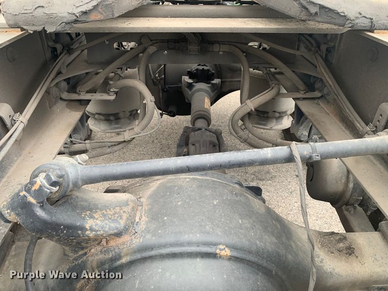 image for item DM7801 2019 Freightliner Cascadia semi truck